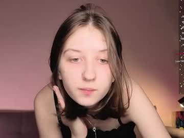 Valerie_Mooon Chaturbate stream image from May 07, 2026