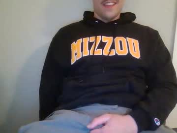 Biggooner01 Chaturbate stream image from May 08, 2026