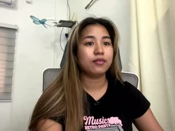 Shenikamungia Chaturbate stream image from May 08, 2026