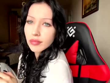 Thomasinakettl Chaturbate stream image from May 08, 2026