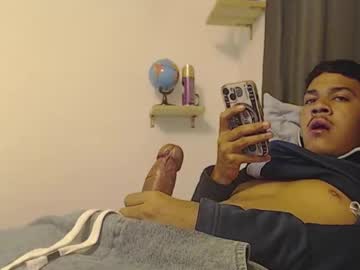 Ugh_Manux Chaturbate stream image from May 08, 2026