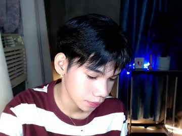 Urboytoyheaven Chaturbate stream image from May 08, 2026