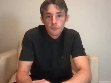 Bananacurvesleft Chaturbate stream image from May 08, 2026