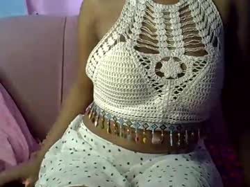Prettybamb Chaturbate stream image from May 08, 2026