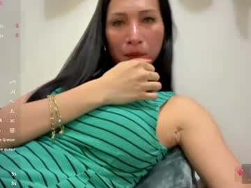 Sweetestleah Chaturbate stream image from May 08, 2026