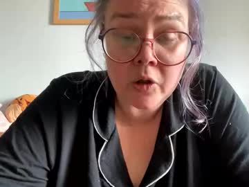 Ppriestess Chaturbate stream image from May 08, 2026