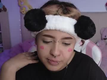 Neekowaifu Chaturbate stream image from May 08, 2026