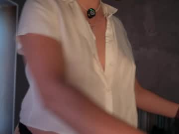 Alliesynns Chaturbate stream image from May 08, 2026
