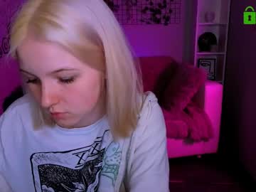 Elli_Ashley Chaturbate stream image from May 08, 2026