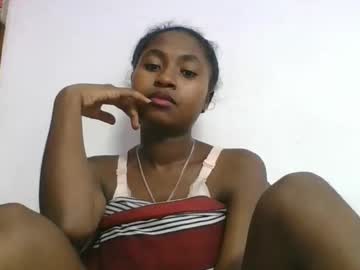 Chantale483461 Chaturbate stream image from May 08, 2026