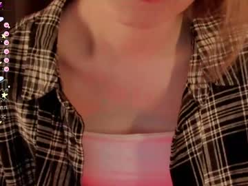 Moon__Girl Chaturbate stream image from May 08, 2026