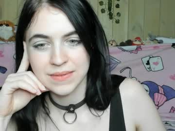 Rezedaisies Chaturbate stream image from May 08, 2026