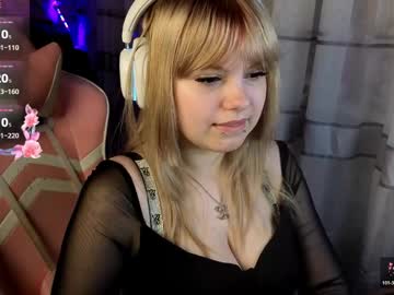 Lovelykristii Chaturbate stream image from May 08, 2026