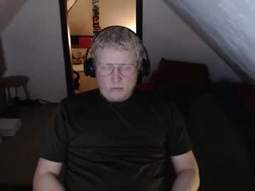 Cebas Chaturbate stream image from May 08, 2026