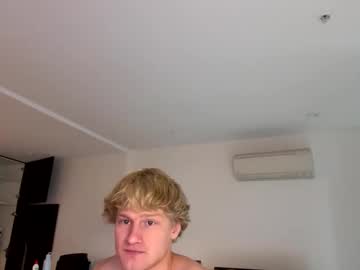 Thatbl0ndeboyx Chaturbate stream image from May 08, 2026