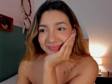 H3y_Mia3 Chaturbate stream image from May 09, 2026