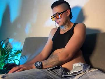 Phillip_Brownn Chaturbate stream image from May 09, 2026