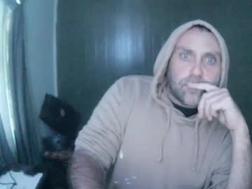 Averagebroguy Chaturbate stream image from May 09, 2026