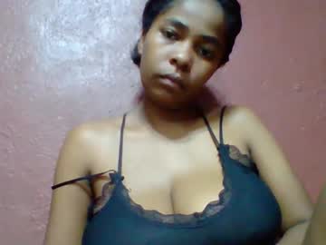 Rovaelyah Chaturbate stream image from May 09, 2026