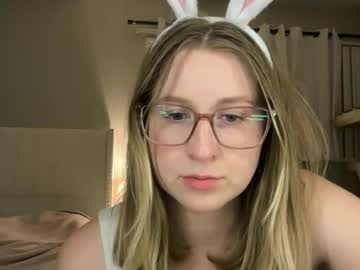 Softslutxo Chaturbate stream image from May 09, 2026