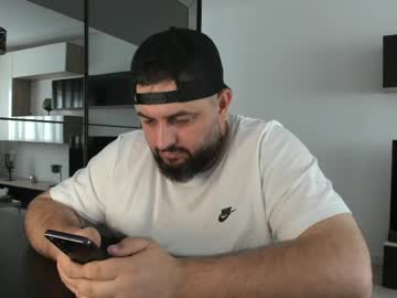 Dravenpeak Chaturbate stream image from May 09, 2026