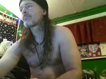 Hippiedad333 Chaturbate stream image from May 09, 2026