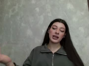 Cassiemantella Chaturbate stream image from May 09, 2026