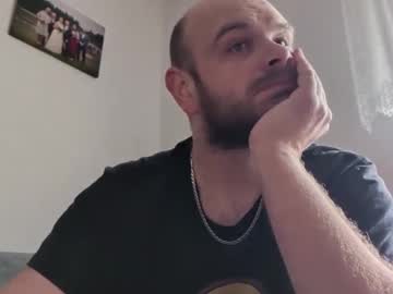 J4ku8 Chaturbate stream image from May 09, 2026