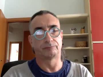 Massimoxsempre Chaturbate stream image from May 09, 2026