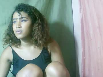 Liana9794 Chaturbate stream image from May 09, 2026