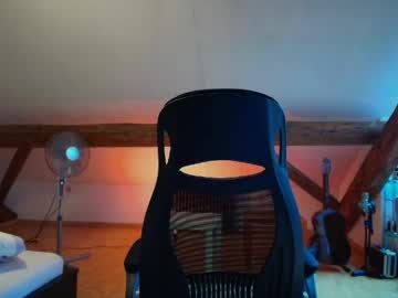 Tritonspace Chaturbate stream image from May 09, 2026