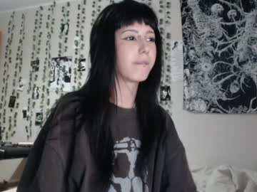 Wavy_Nights Chaturbate stream image from May 09, 2026