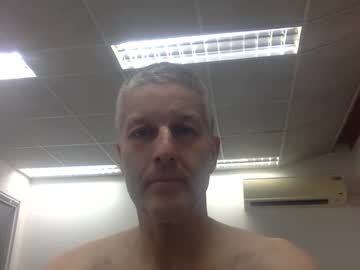 Guyvercouple Chaturbate stream image from May 09, 2026