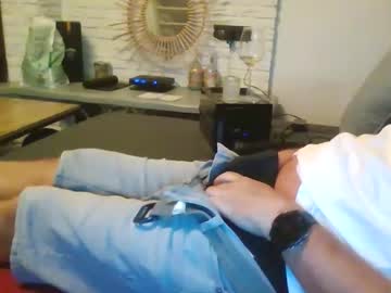 Submissivguy Chaturbate stream image from May 09, 2026