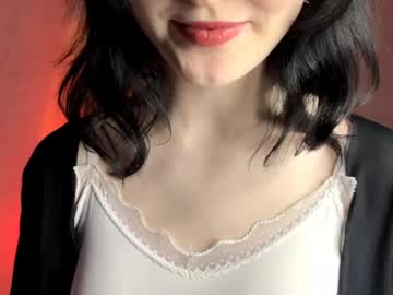 Eleniswackhammer Chaturbate stream image from May 09, 2026