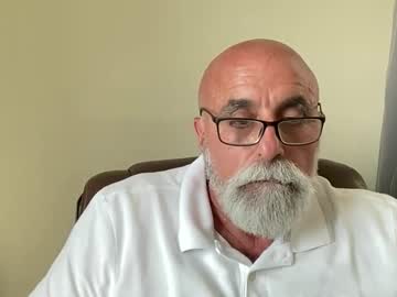 Umakemecum6x6 Chaturbate stream image from May 09, 2026