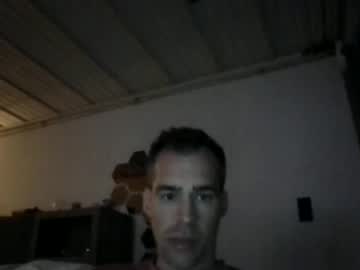Loonelyy Chaturbate stream image from May 09, 2026
