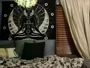 Nicolescontent2025 Chaturbate stream image from May 10, 2026