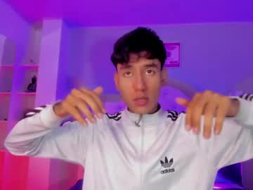 Damien_Howard Chaturbate stream image from May 10, 2026