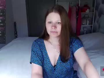 Aleksasamui Chaturbate stream image from May 10, 2026