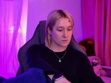 Cinbellamy Chaturbate stream image from May 10, 2026