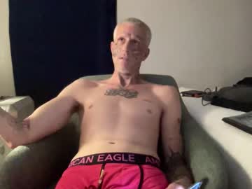 Ur_Wifes_8in_Secret Chaturbate stream image from May 10, 2026