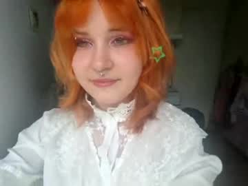 Jeanmogavero Chaturbate stream image from May 10, 2026
