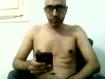Mivroxd Chaturbate stream image from May 10, 2026