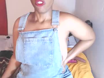 Chubbybee3 Chaturbate stream image from May 10, 2026