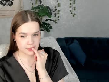 Stella_Colli Chaturbate stream image from May 10, 2026