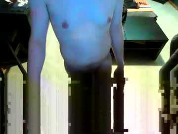 Bigtitloverq Chaturbate stream image from May 10, 2026