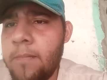 Bearhot_Bigcock Chaturbate stream image from May 10, 2026