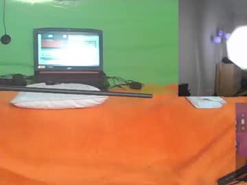 Karkuskarkus Chaturbate stream image from May 10, 2026
