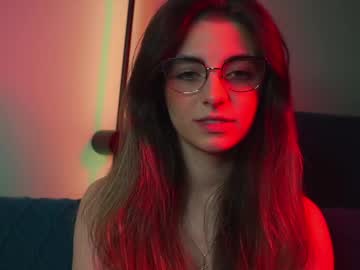 Lexiamirel Chaturbate stream image from May 10, 2026